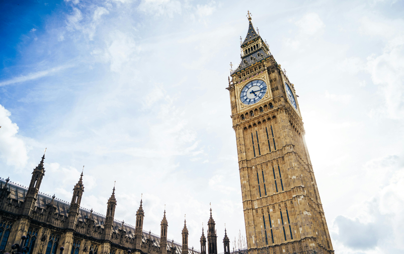Chancellor promises to cut red tape and boost growth